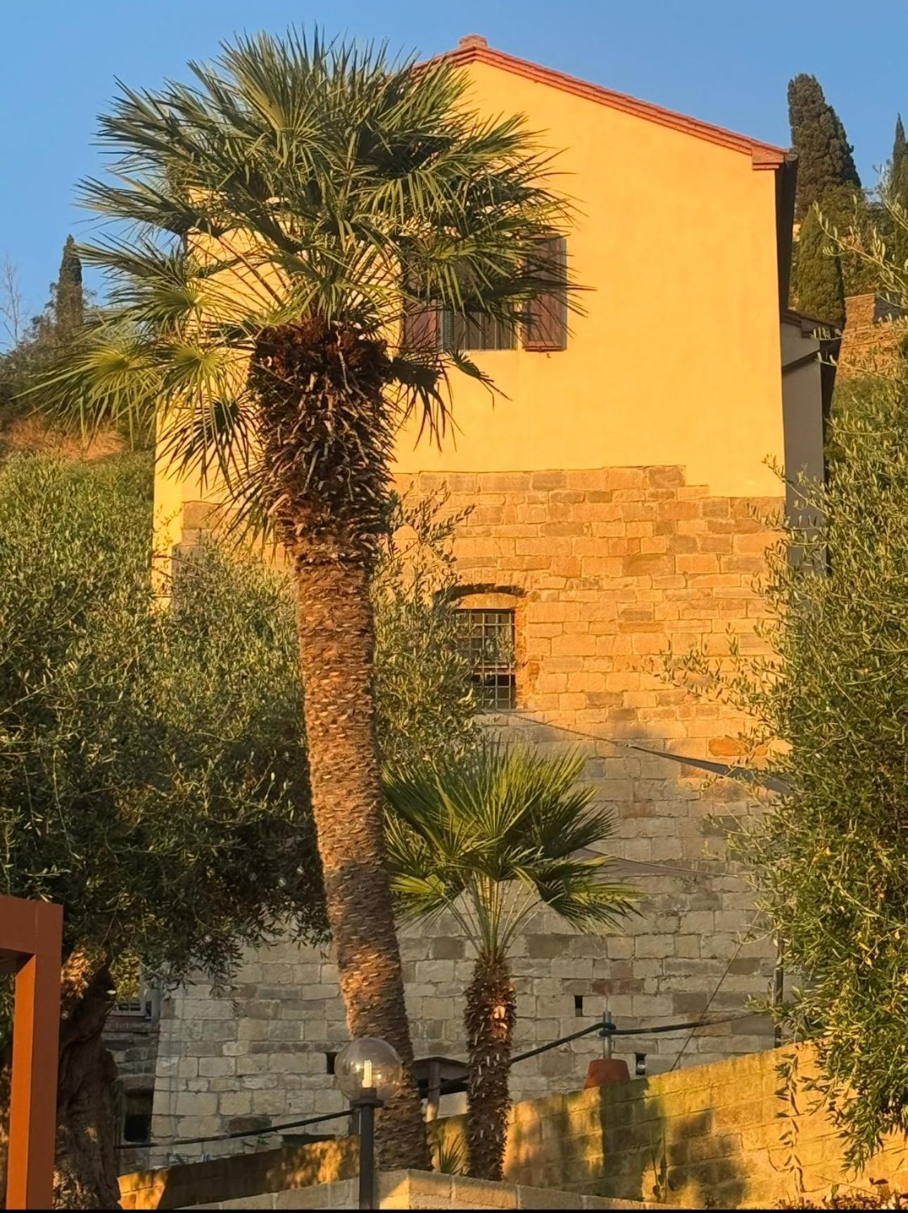 Madonna Del Poggio Cav Lejlighedshotel Scarlino Eksteriør billede
